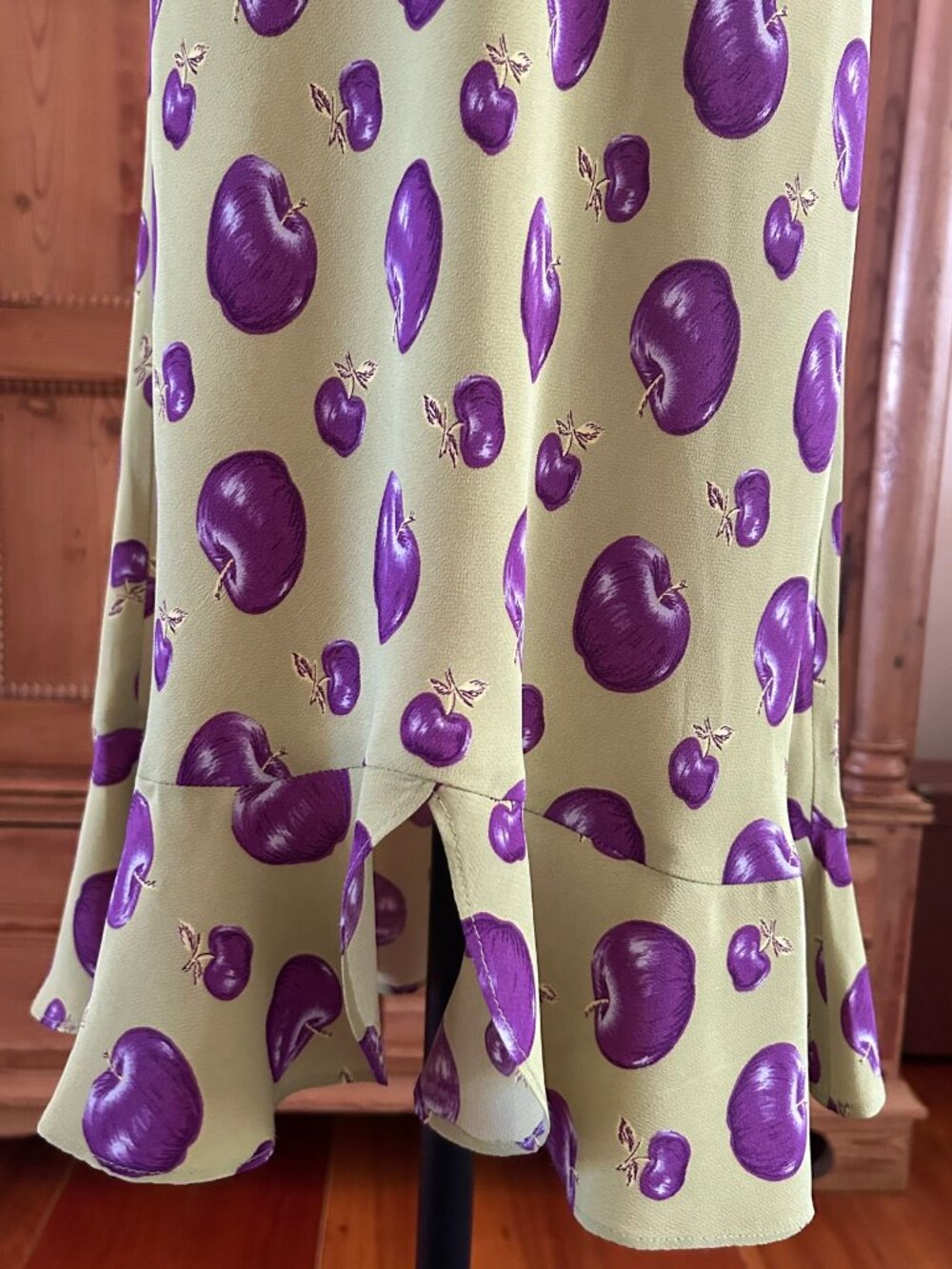 Rare Vintage Betsey Johnson Rayon Gold Purple Apples Dress NWOT - Picture 5 of 12